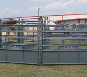 WW Livestock Systems Crowd Alley